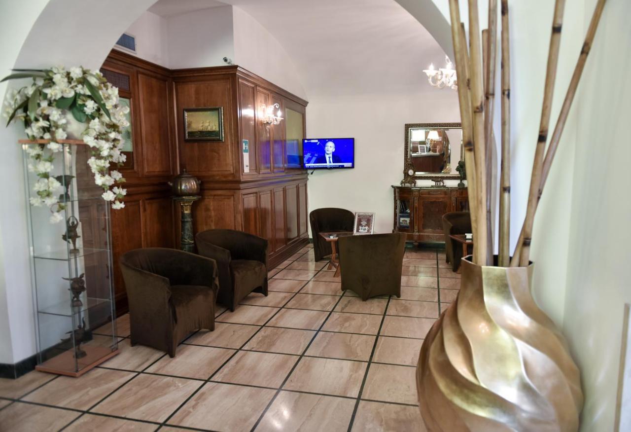 Hotel Regina Margherita — Photos 3